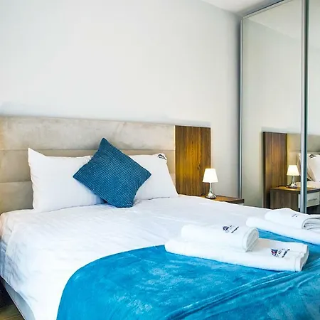 Apartament Rent - Chmielna 72/83 *